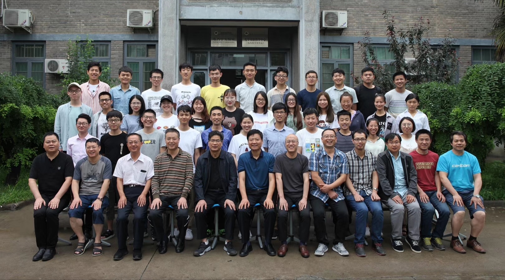 ba0de9cf7b3a4058849be44613bce8f8.jpg ba0de9cf7b3a4058849be44613bce8f8.jpg