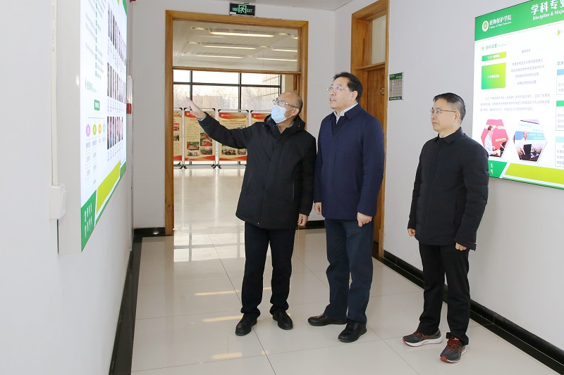 听取探花系列
情况汇报.jpg