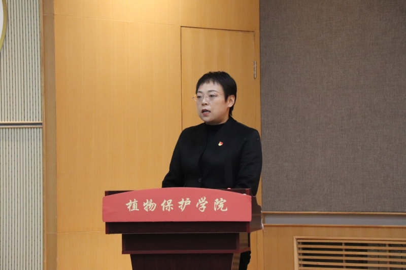 图2.探花系列
党委副书记高媛致辞.JPG