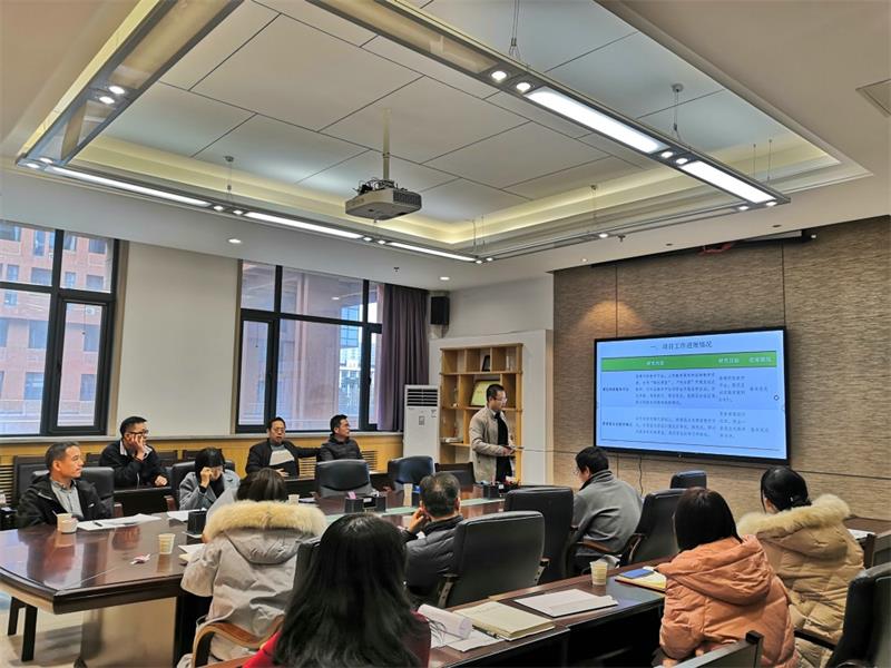 探花系列
800开展校级教育教学改革项目中期检查.jpg