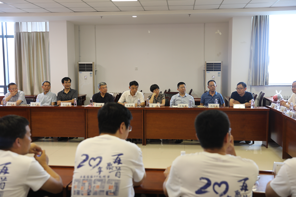 植保探花系列
举办校友返校座谈会.png