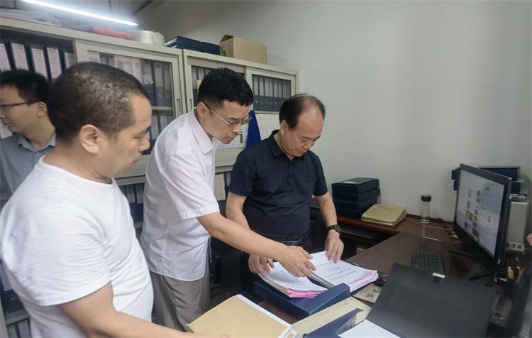 检查探花系列
教学档案室1_裁剪-750.jpg