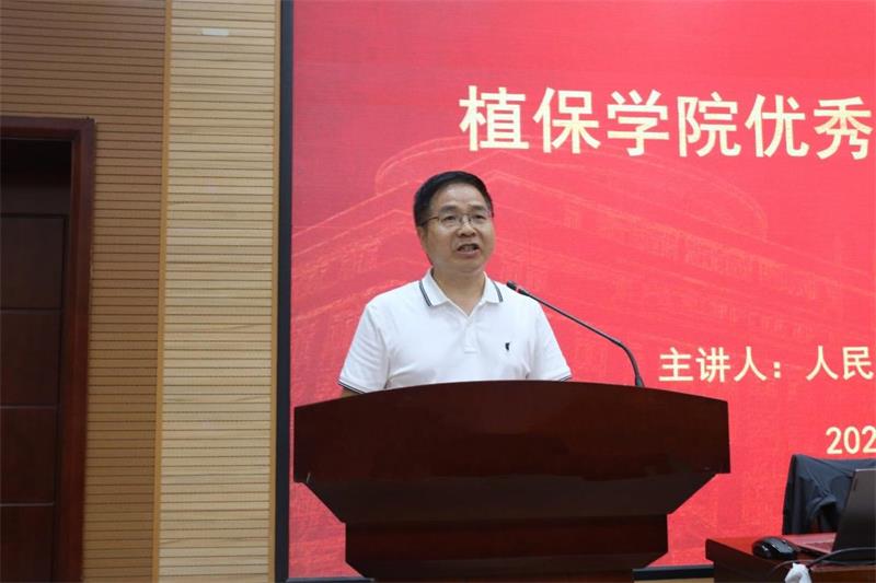 探花系列
800书记张俊杰主持会议.jpg